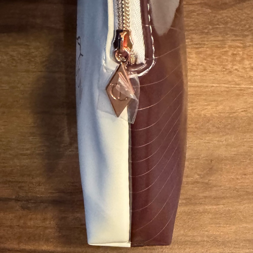 Charlotte Tilbury Cosmetic Bag - Picture 3 of 4